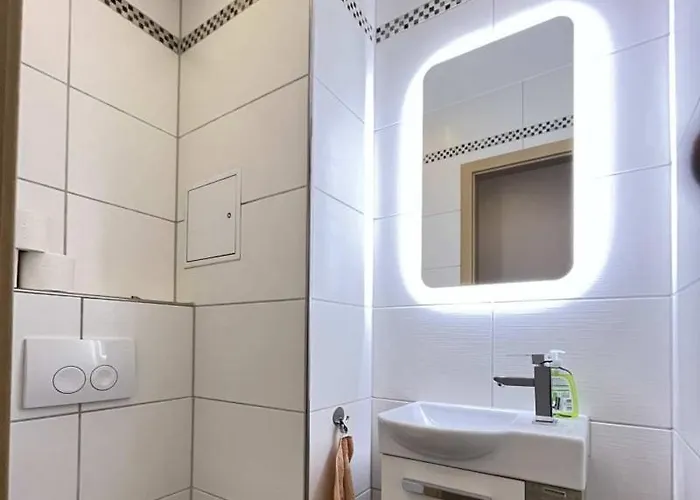 Sap19- Fitter's In Monheim Appartement